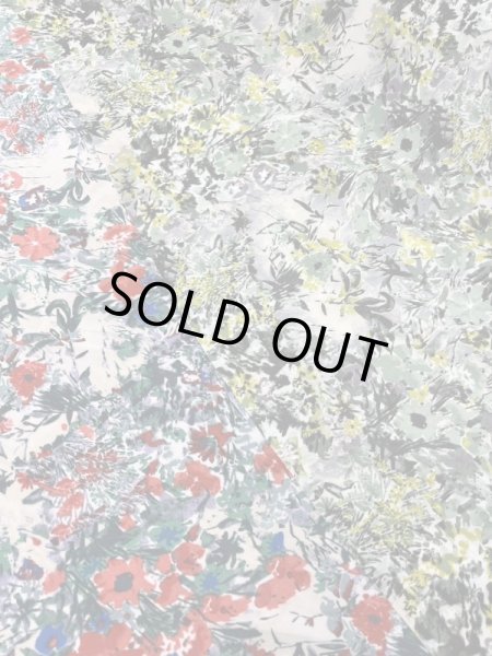 画像8: 生地:ポリエステル100%花柄プリント(ベージュ/緑) (8)