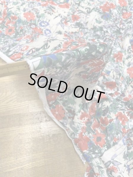 画像7: 生地：ポリエステル100％花柄プリント（ベージュ／赤） (7)