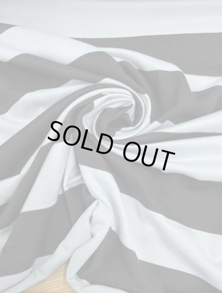 画像6: 生地:綿100%太ボーダー柄天竺ニット(サックス/黒) (6)