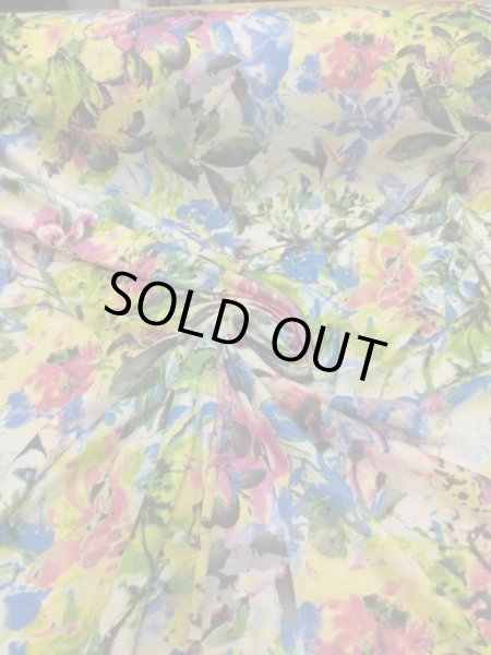 画像6: 生地:綿レーヨンボタニカル柄カラフルニット(オフ地) (6)