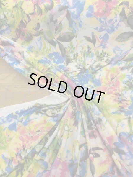 画像7: 生地:綿レーヨンボタニカル柄カラフルニット(オフ地) (7)