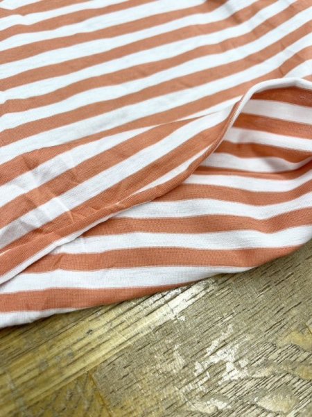 画像3: 生地:綿100%ボーダー柄天竺ニット(キナリ/ピンク) (3)