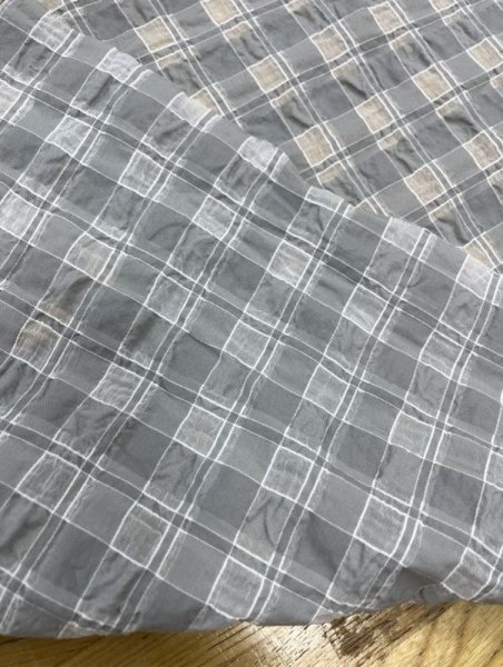 画像3: 生地:綿キュプラ混格子柄リップル(グレー) (3)