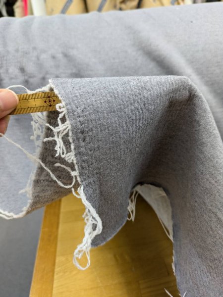 画像4: 生地:針抜きダブルフェイスキルトニット(グレー/グレー) (4)