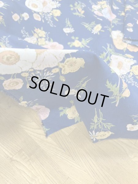 画像7: 生地：綿100％フラワー柄コットンブロード（明るい紺） (7)