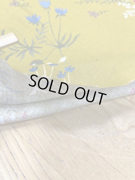 画像4: 生地：綿100％野の花柄コットン（からし） (4)
