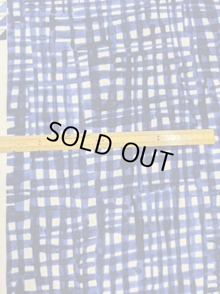 画像2: 生地:手書き風チェック柄ポリプリント(白/青) (2)