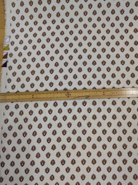 画像2: 生地:プロヴァンス風小紋柄ポリプリント(白/茶) (2)