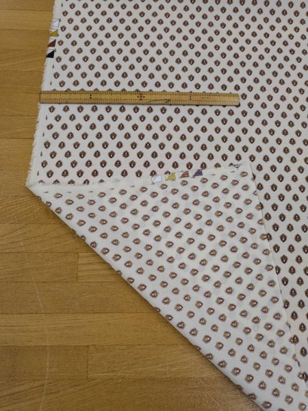 画像3: 生地:プロヴァンス風小紋柄ポリプリント(白/茶) (3)