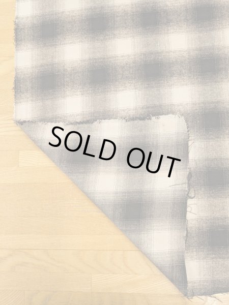 画像2: 生地: オンブレチェック柄ウールライクポリストレッチ(キナリ/茶) (2)