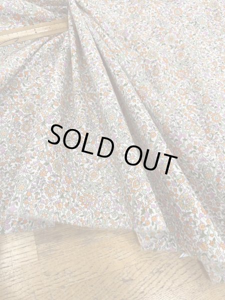 画像4: 生地:綿60ローンタンブラー小花柄プリント(オレンジ系) (4)