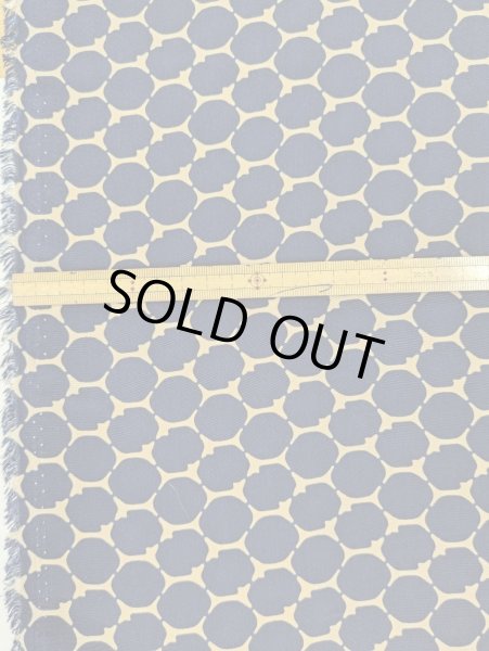 画像2: 生地:ポリ100%ニューヴィーナスデシン(ベージュ/紺) (2)