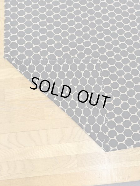 画像3: 生地：ポリ100％ニューヴィーナスデシン（白／黒） (3)