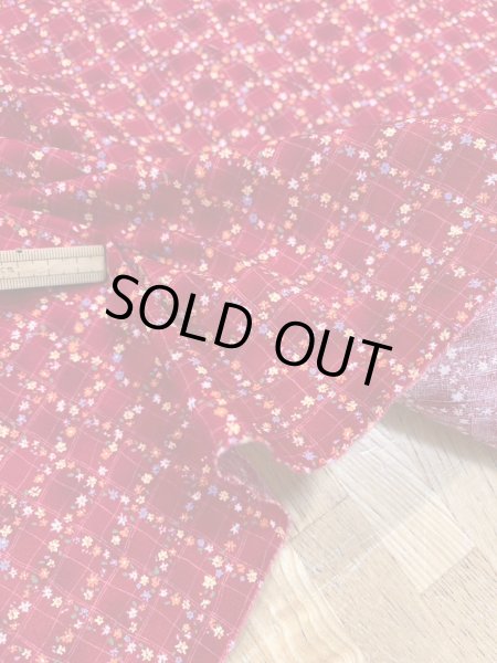 画像4: 生地:綿100%小花柄・格子・ガーデン柄プリント(赤) (4)