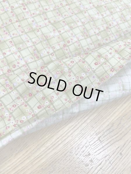 画像4: 生地：綿100％小花柄・格子・ガーデン柄プリント（グリーン） (4)