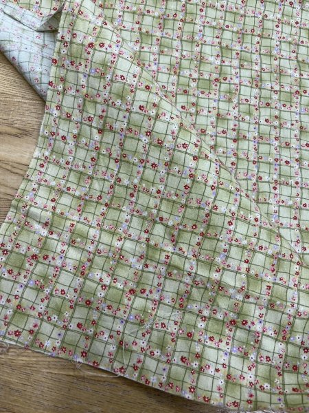 画像5: 生地:綿100%小花柄・格子・ガーデン柄プリント(グリーン) (5)