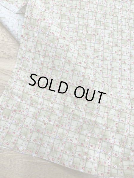 画像5: 生地：綿100％小花柄・格子・ガーデン柄プリント（グリーン） (5)