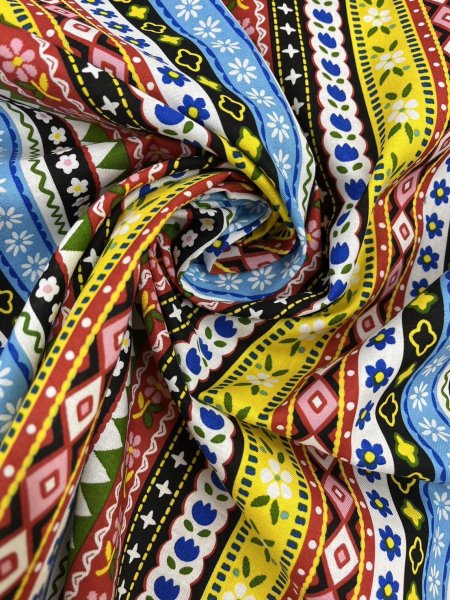 画像6: 生地:綿100%チロルテープ柄プリントシーチング(白地) (6)