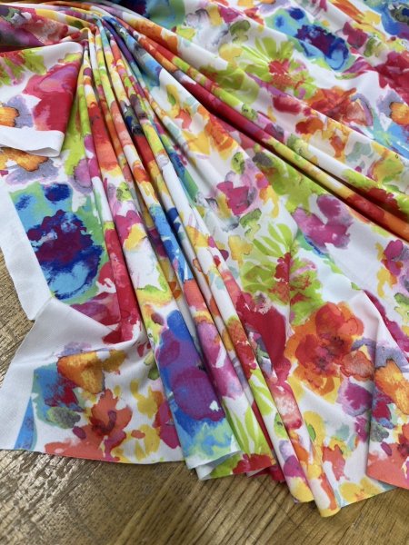 画像5: 生地：水彩画花柄プリントポリ2WAYニット（白地） (5)