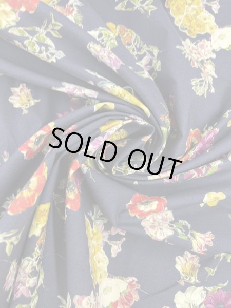 画像6: 生地:綿100%クラシックフラワープリント(紺地) (6)