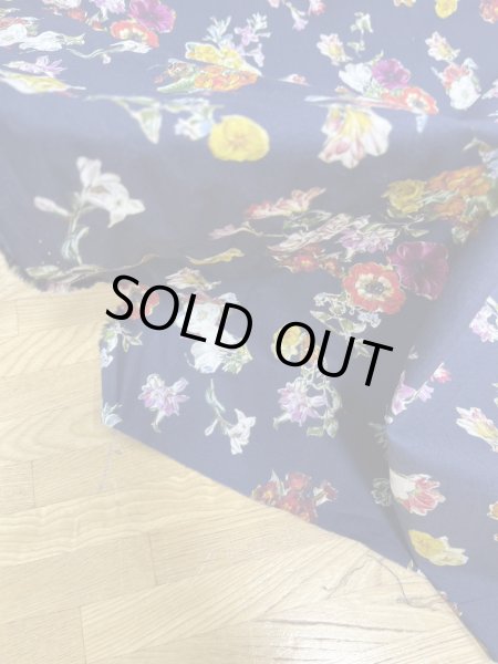 画像7: 生地:綿100%クラシックフラワープリント(紺地) (7)