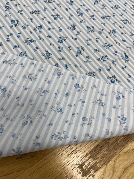 画像3: 生地:綿100% 花柄ストライププリント(水色) (3)