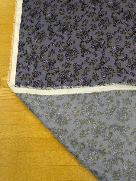 画像3: 生地:小花柄プリントポリエステルボイル生地(ブルーグレー地) (3)