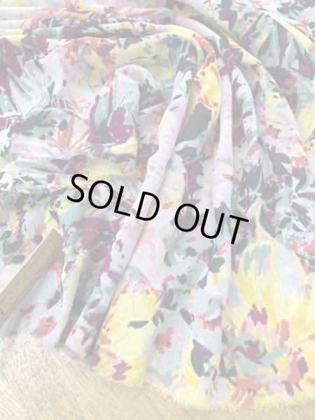 画像5: 生地：手描き風 花柄 ポリエステルプリント  (5)