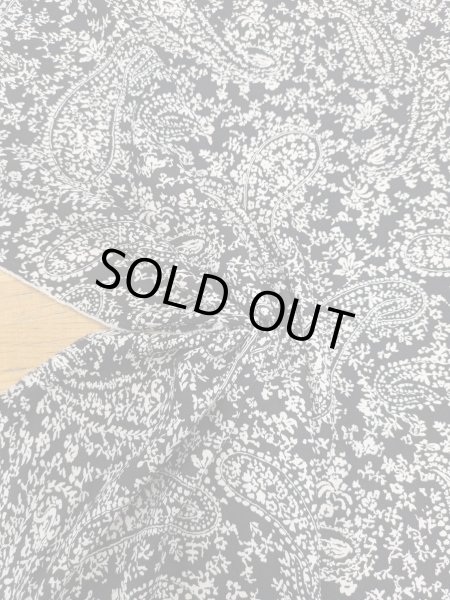 画像5: 生地:ポリエステル100% ペイズリー柄プリント (黒地×白) (5)