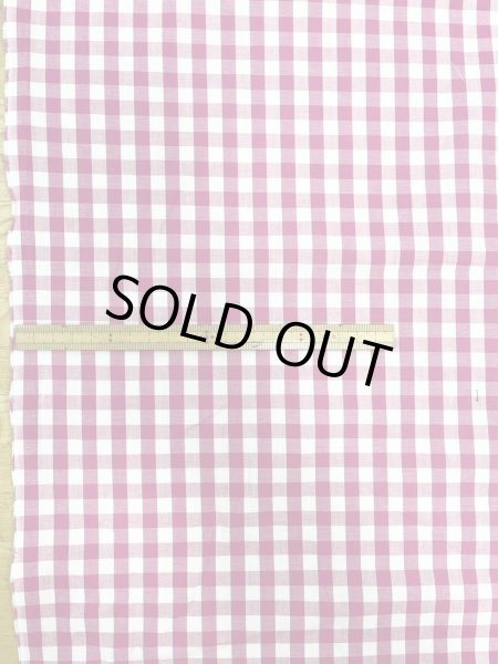 画像1: 生地：綿100％ギンガムチェック柄プリントブロード（白×ピンク） (1)