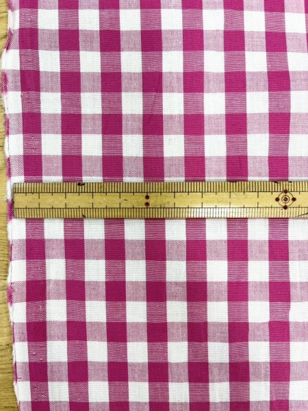 画像2: 生地:綿100%ギンガムチェック柄プリントブロード(白×ピンク) (2)