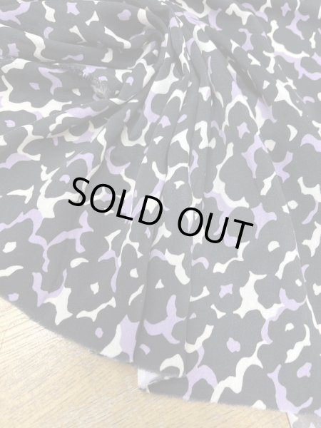 画像5: 生地:ポリエステル100%ダブル幅プリント生地(黒地) (5)