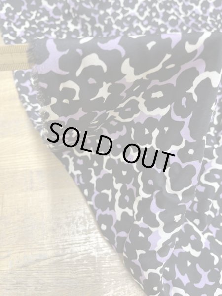 画像8: 生地:ポリエステル100%ダブル幅プリント生地(黒地) (8)