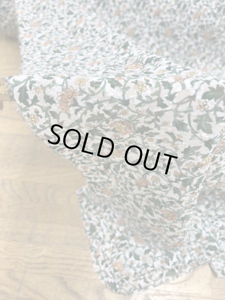 画像7: 生地:ポリ100%小花柄カットジャカード(ホワイト×イエロー×グリーン) (7)