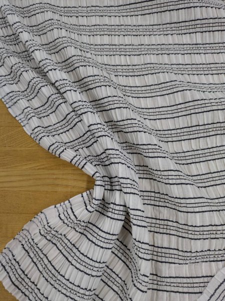 画像5: 生地:ボーダー柄シャーリング(白/黒) (5)