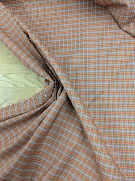 画像4: 生地:マドラス風チェック柄ポリエステル(オレンジ/赤青) (4)