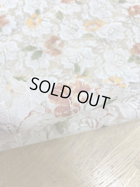画像4: 生地：ポリエステル100％ レース花柄プリント（ベージュ地） (4)
