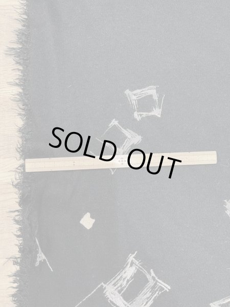 画像3: 生地：ポリエステル100％ スクエア柄手書き風プリントニット（黒） (3)