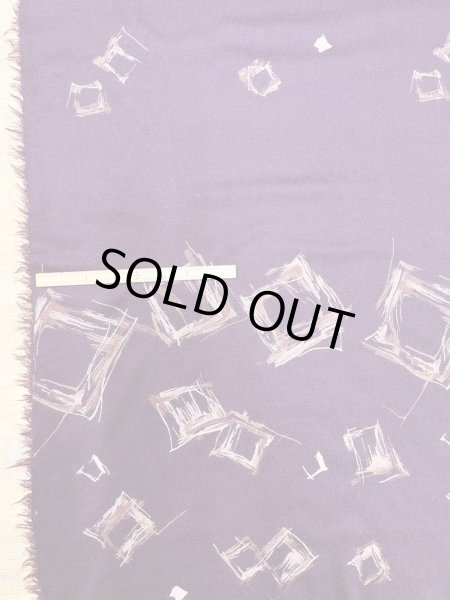 画像1: 生地:ポリエステル100% スクエア柄手書き風プリントニット(エンジ) (1)