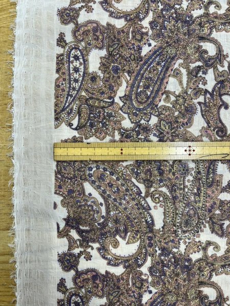 画像2: 生地:ポリエステル100% ペイズリー柄プリント(リップル風) (2)