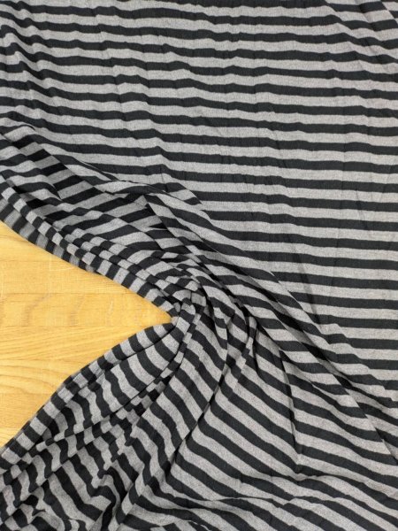 画像4: 生地:ポリエステル 微起毛細ボーダープリント(グレー×ブラック) (4)