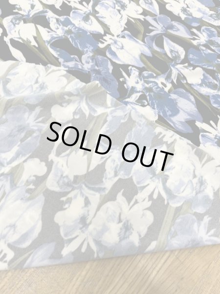 画像4: 生地:ポリエステル100% 花柄2wayニット((紺地/白・ブルー)) (4)