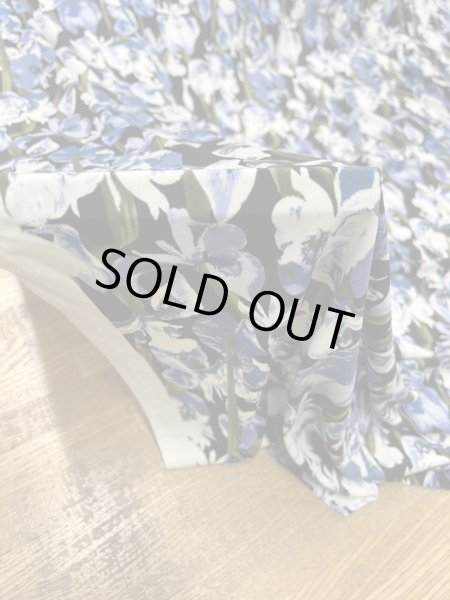 画像8: 生地:ポリエステル100% 花柄2wayニット((紺地/白・ブルー)) (8)