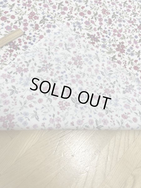 画像3: 生地:綿100% 小花柄プリント(オフ地×多色) (3)