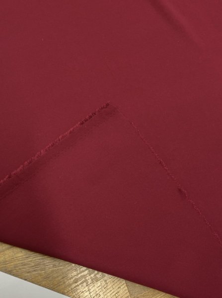 画像2: 生地:ポリエステル100% 無地ジョーゼット(エンジ) (2)