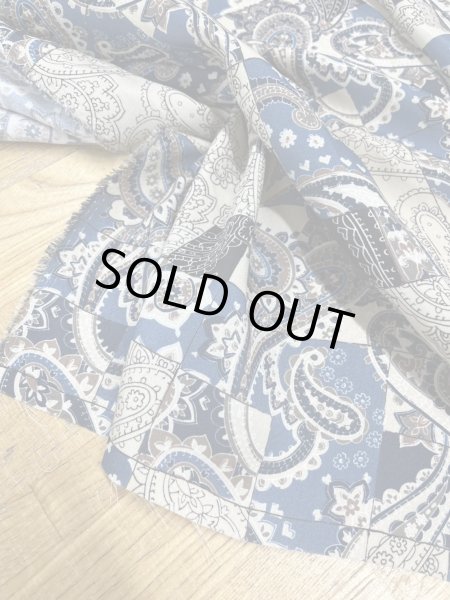 画像4: 生地:ポリエステル100% ペイズリー柄プリント(ベージュ地/ブルー系) (4)