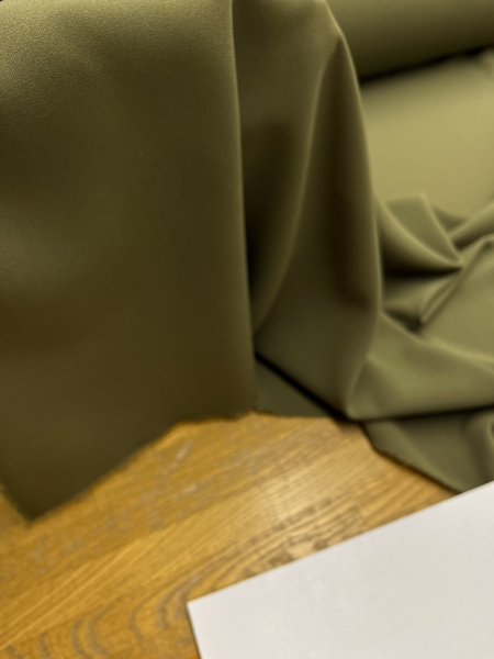 画像5: 生地:ポリエステル100% 無地ジョーゼット(ダークグリーン) (5)