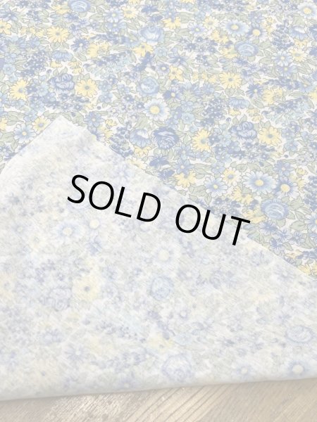 画像3: 生地:綿100% フライスニット 花柄プリント(ブルー/イエロー) (3)