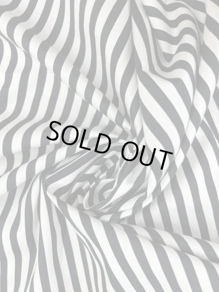 画像6: 生地:綿100%ブロードモノトーンストライプ柄(白/黒) (6)