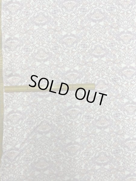 画像1: 生地：綿100％ 花柄天竺ニット（オフホワイト×ピンクパープル） (1)